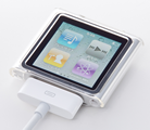 Simplism Crystal Cover Set for iPod nano (6th) Dockケーブル接続イメージ